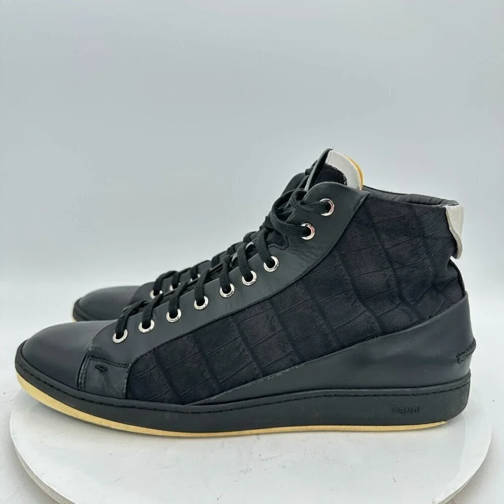 Fendi Men Size 9 Black Leather Printed High Top Lace Up Casual Shoes